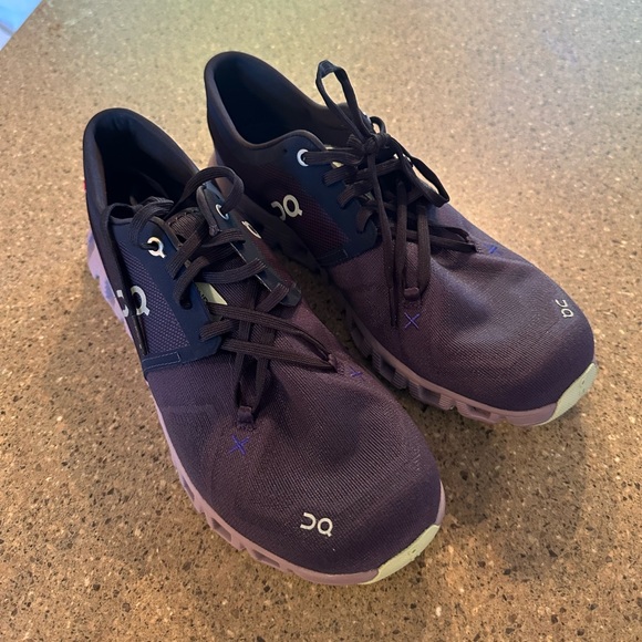 NEW IN BOX On Cloud x3 - Picture 3 of 8